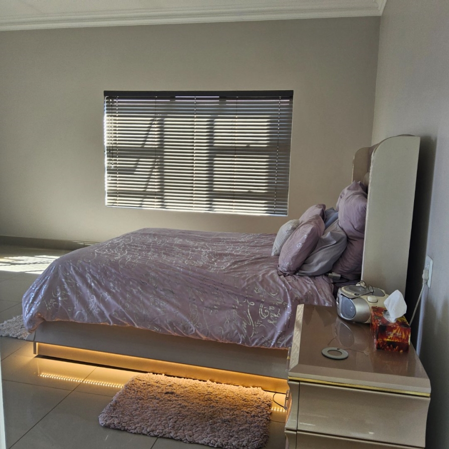 4 Bedroom Property for Sale in Wild Olive Estate Free State